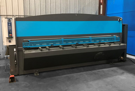 الصفائح المعدنية باستخدام الحاسب الآلي مقصلة آلة القص أتمتة نظام E21s QC12Y-4x3200